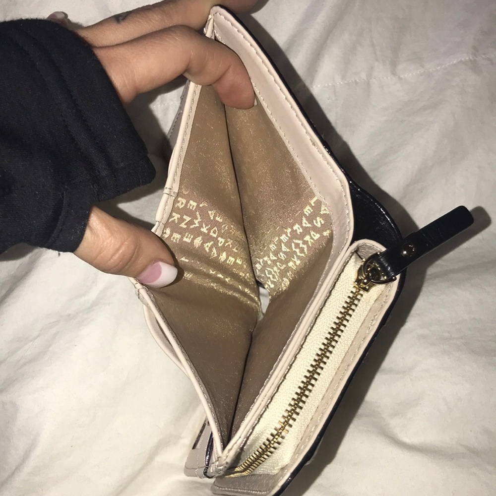 kate spade wallet - Picture 3 of 4